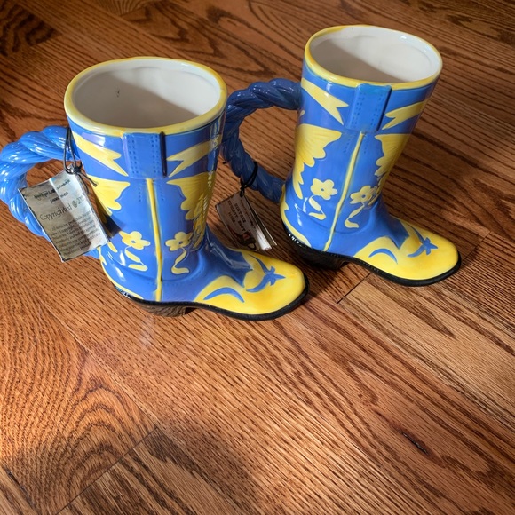 BRAND NEW AMERICAN LEGACY DECORATIVE BOOT/MUG - Picture 1 of 4